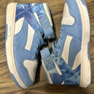 Puma Kids Sky Blue High-Top Sneakers